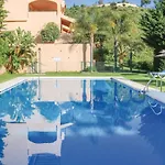 Apartment 2 Bedroom Lovely In