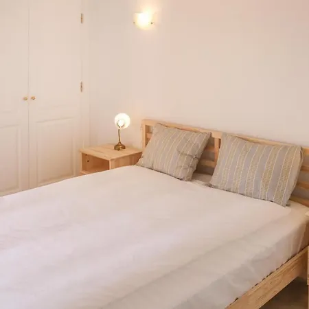 Gorgeous In With Wifi Appartement