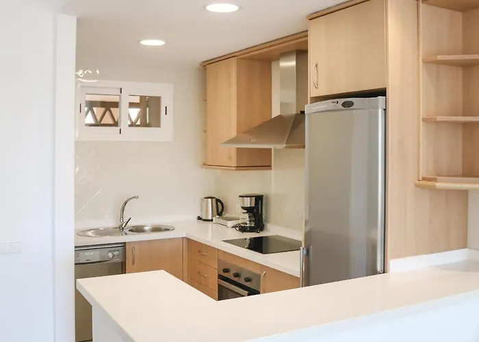 Cozy In With Wifi Marbella